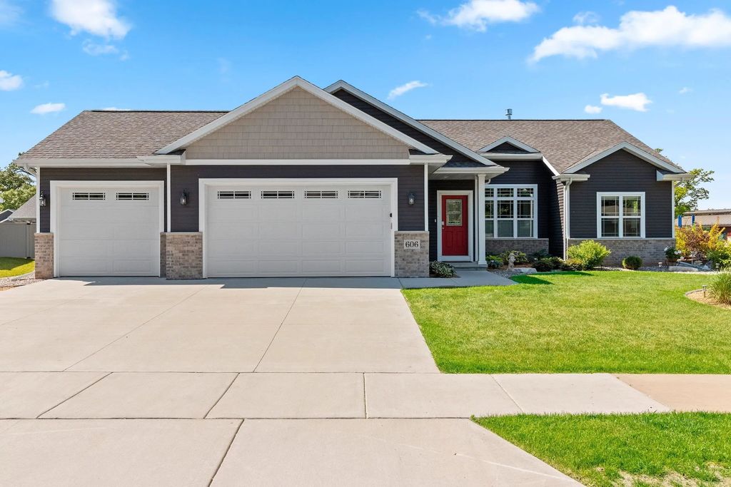 606 W 3rd Street, SHAWANO