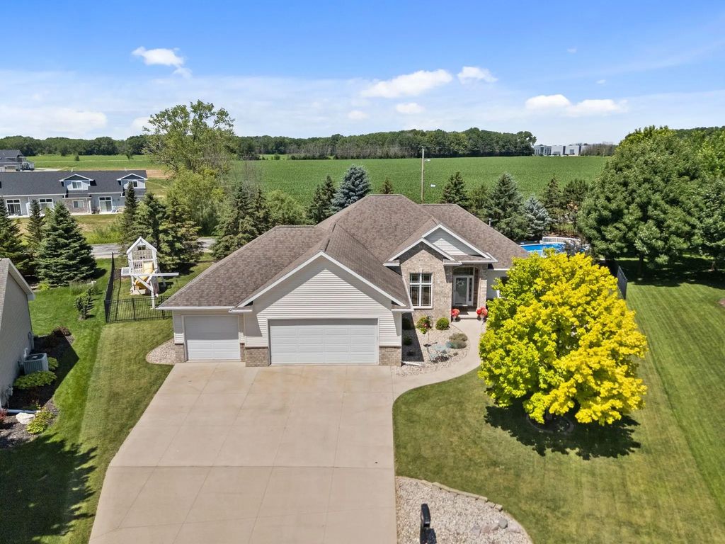 N9197 Jonsch Drive, APPLETON