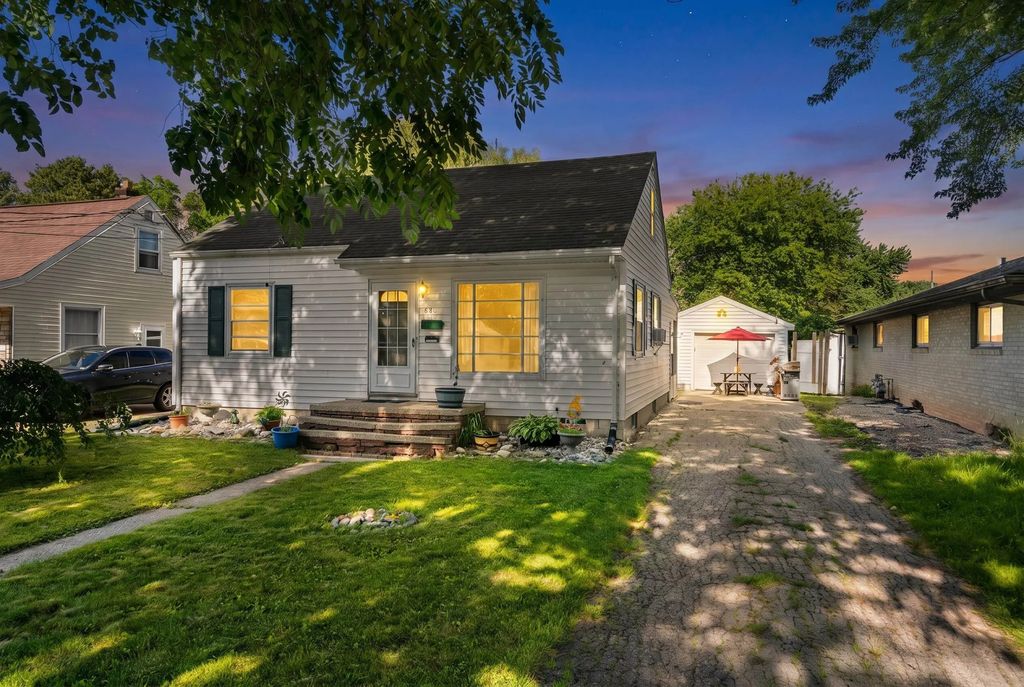 641 State Street, MENASHA