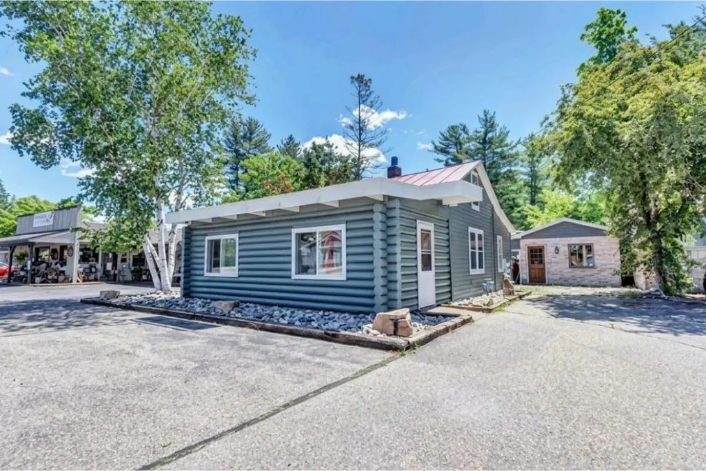 N2740 County Road Qq, WAUPACA