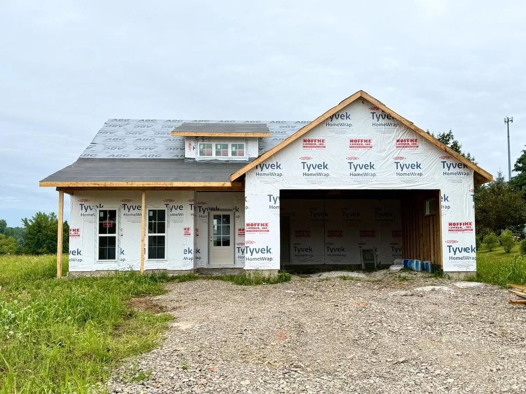 W6841 Goldfinch Drive, GREENVILLE