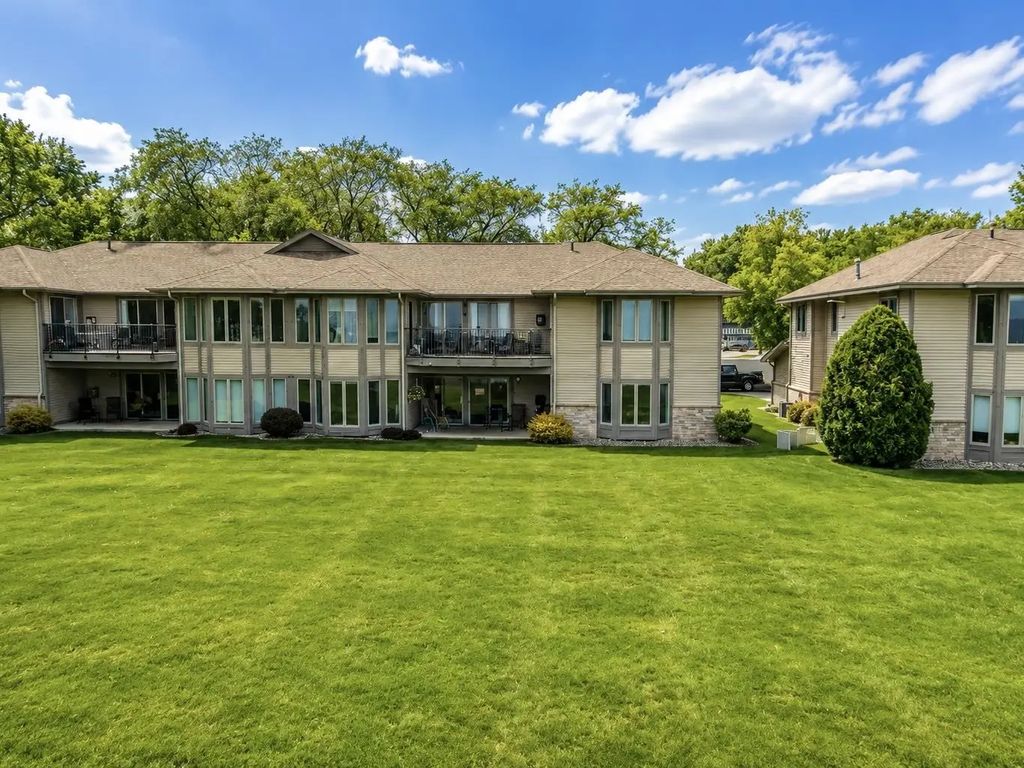 2174 10th Street, MENOMINEE