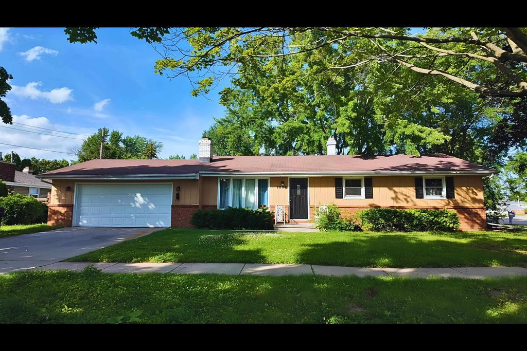 1000 W Browning Street, APPLETON