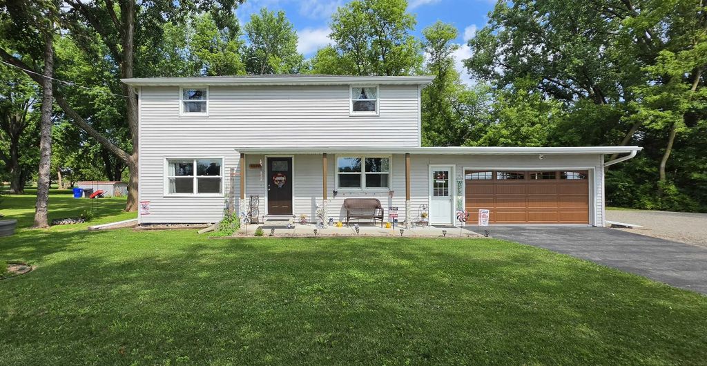 4020 N Ballard Road, APPLETON