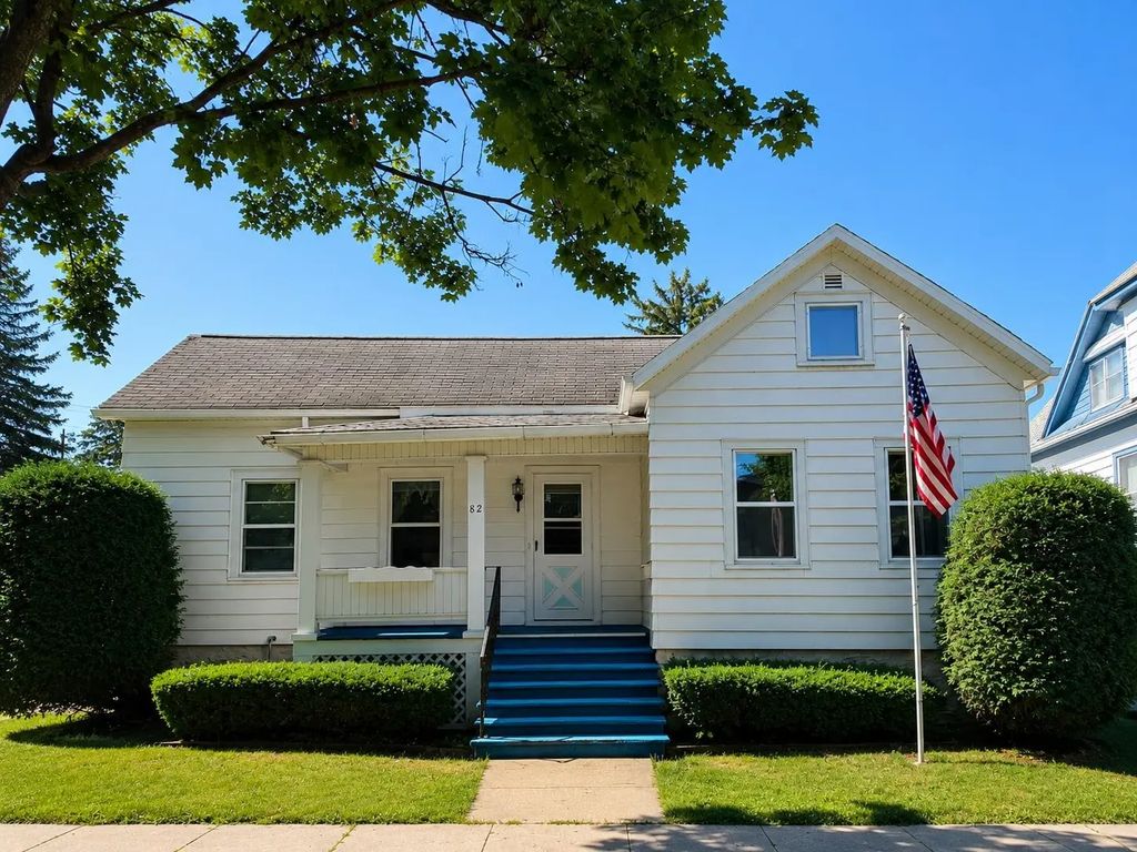 82 E 11th Street, FOND DU LAC