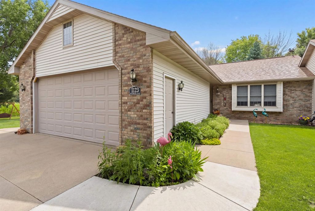 1123 Stillmeadow Lane, MENASHA