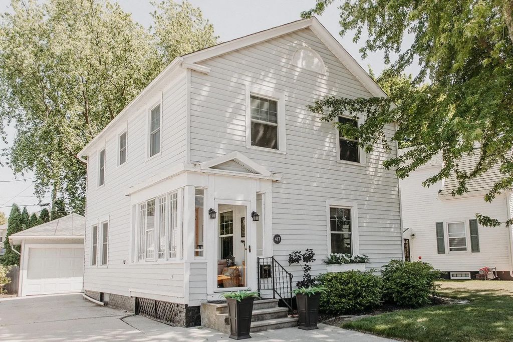 417 S 26th Street, MANITOWOC
