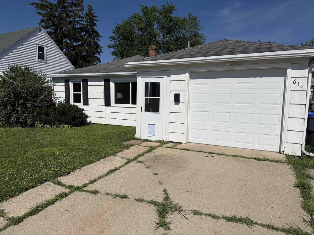 614 Reed Street, NEENAH