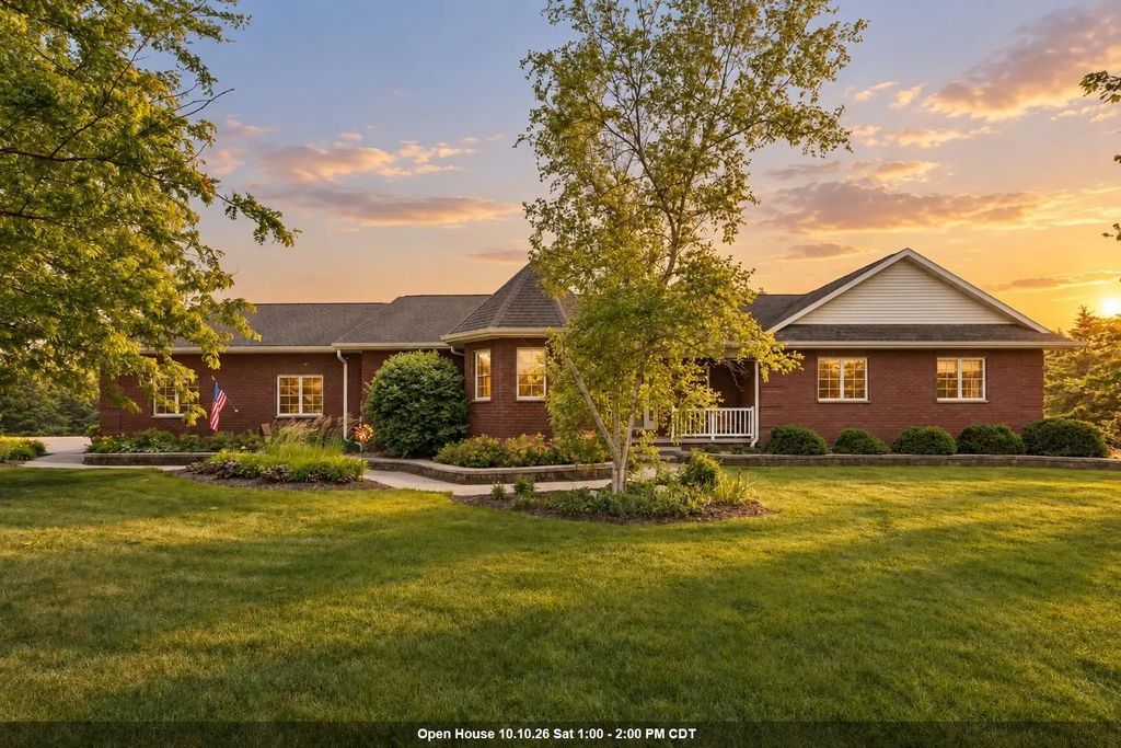 1 W Cedar Street, HILBERT