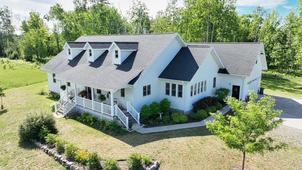 851 N Hwy 8, ARMSTRONG CREEK