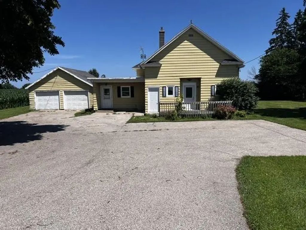W1292 County Road K, RIPON