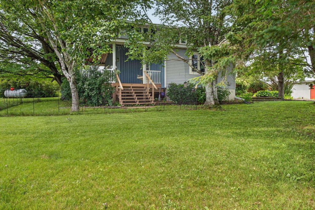 N4561 County Road 577, MENOMINEE
