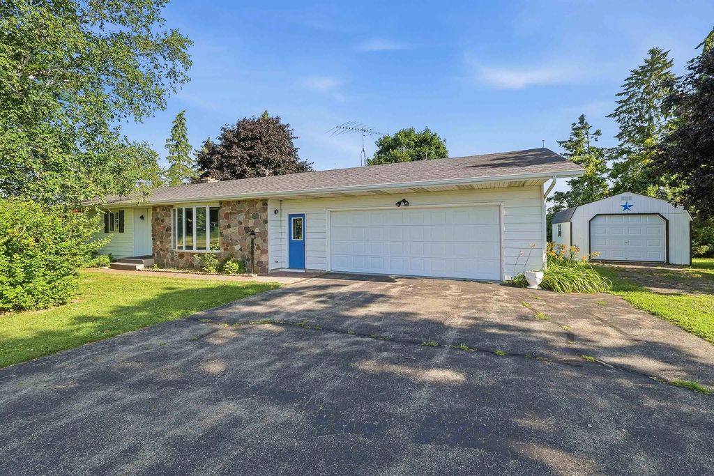 W1280 County Road K, RIPON