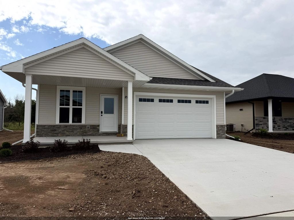 2209 Golden Gate Drive, APPLETON