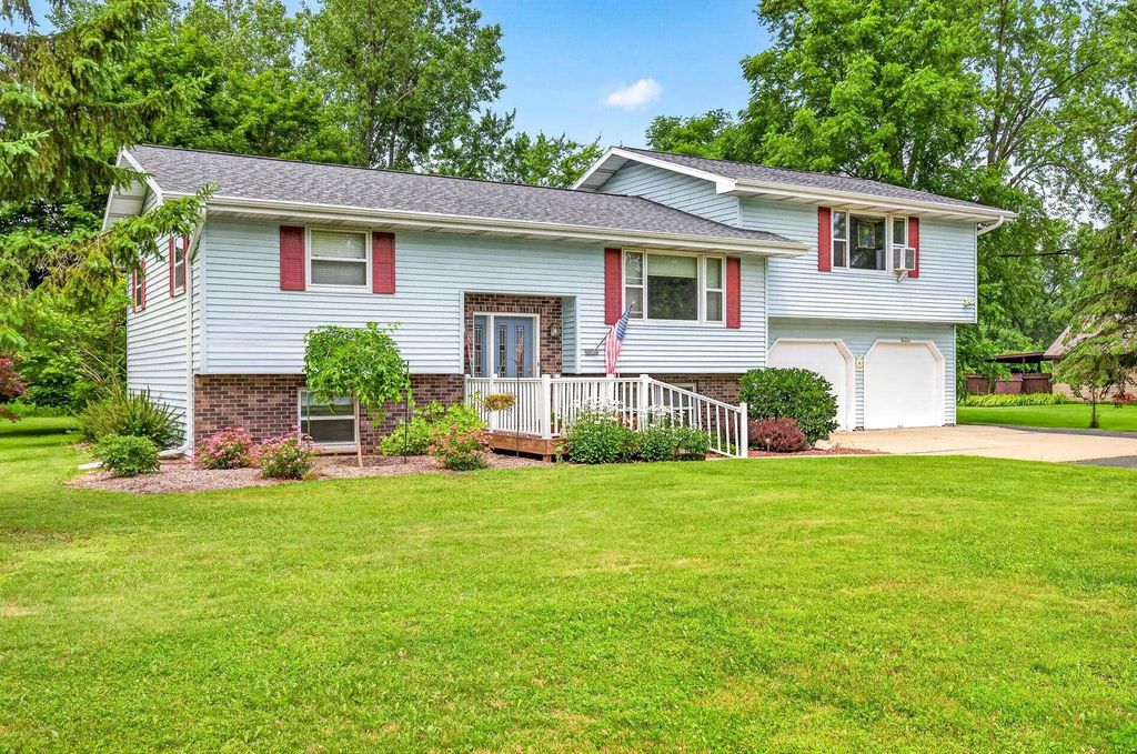 N1415 Greenwood Road, GREENVILLE