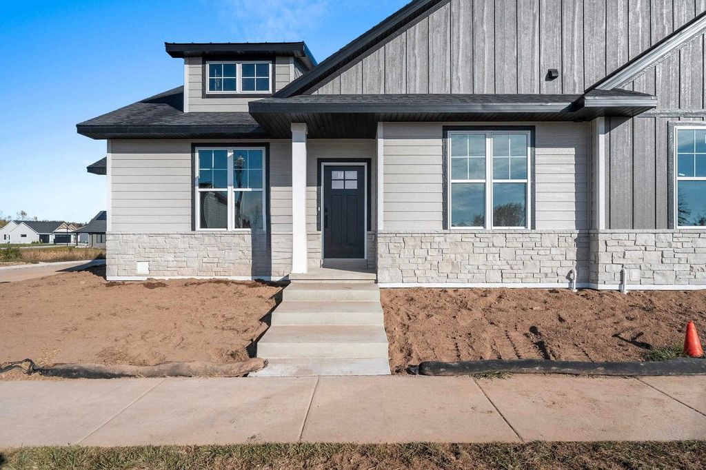 2874 Howard Commons, HOWARD