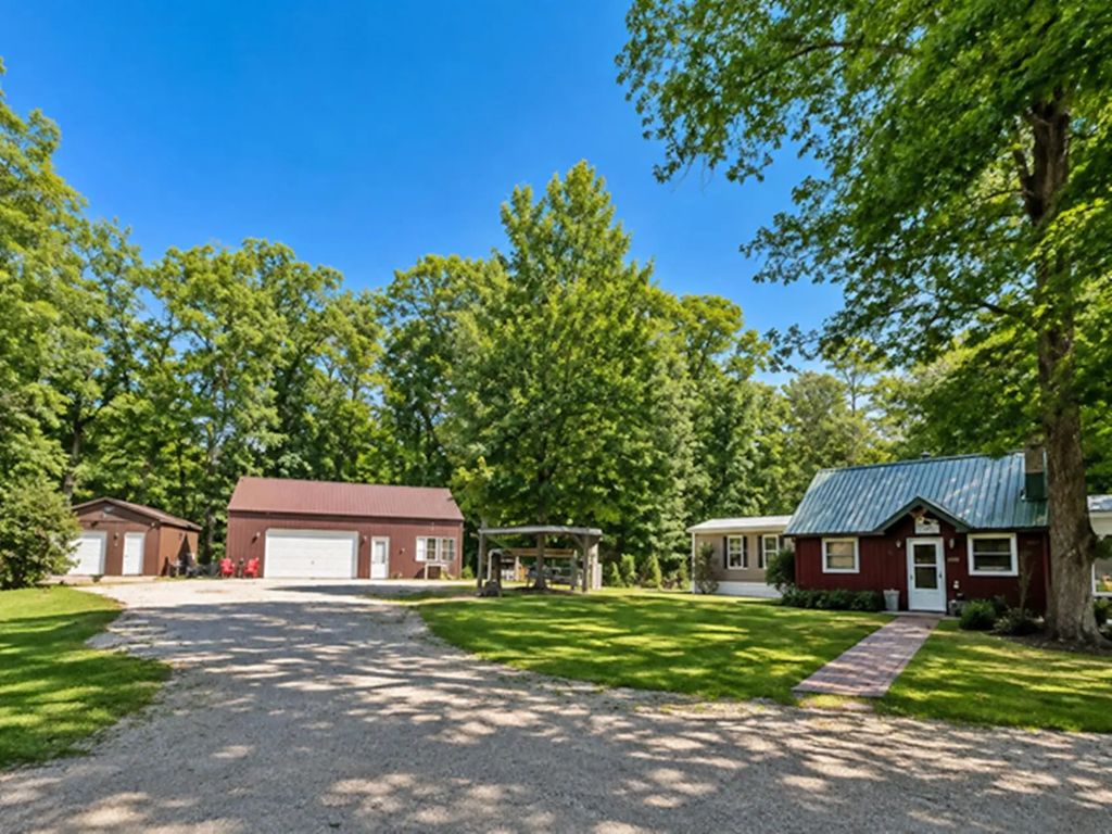 W6150 Steffen Lane, PEMBINE