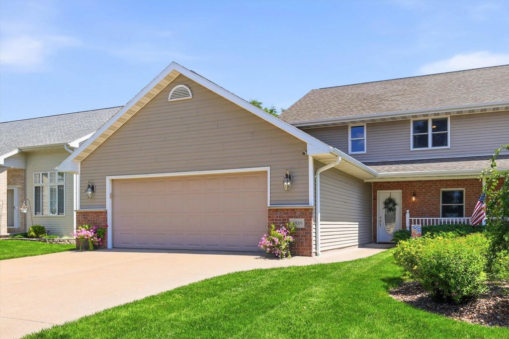 4816 N Apple Road, APPLETON