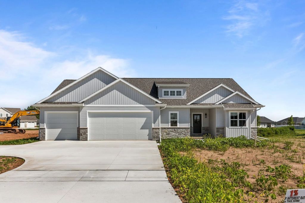 2386 Scheuring Road, DE PERE