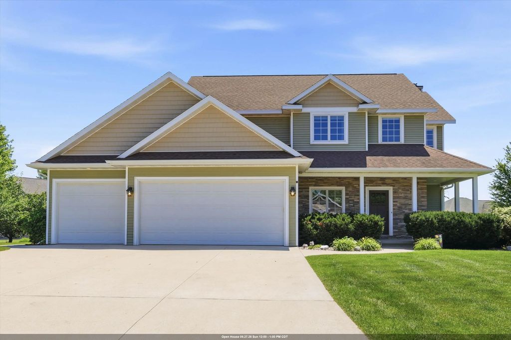 W5261 Arbor Vitae Court, SHERWOOD