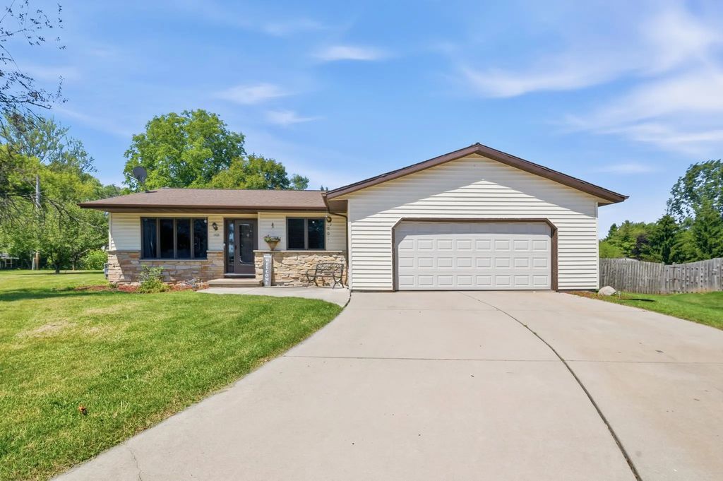 1488 Division Circle, GREEN BAY