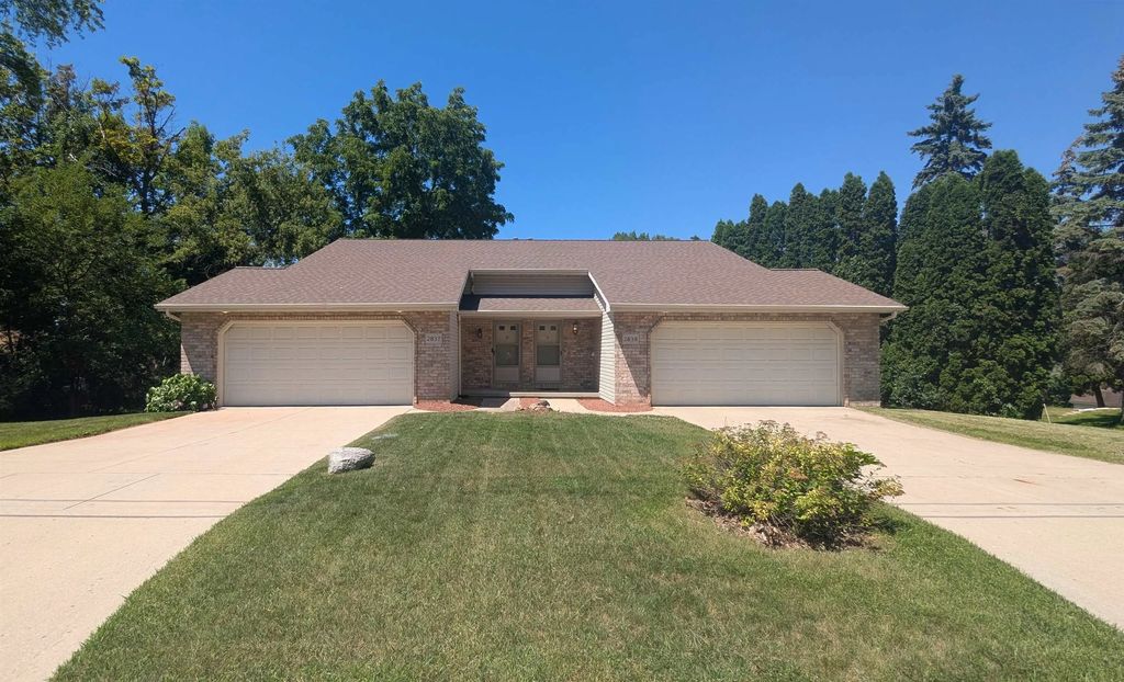 2837 St Anthony Drive, GREEN BAY