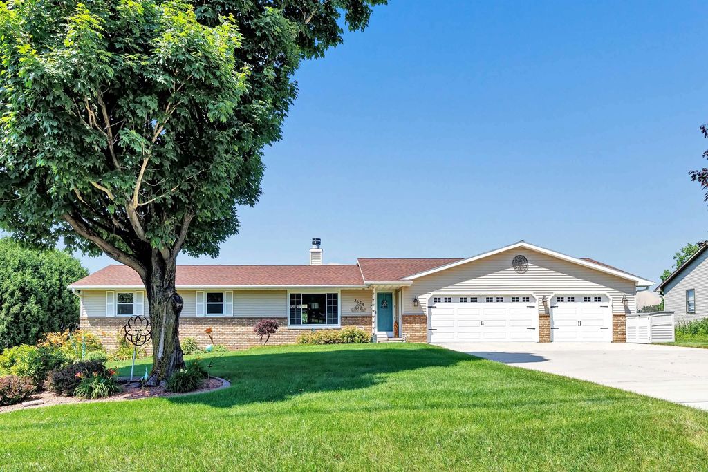 3659 Van Laanen Road, GREEN BAY