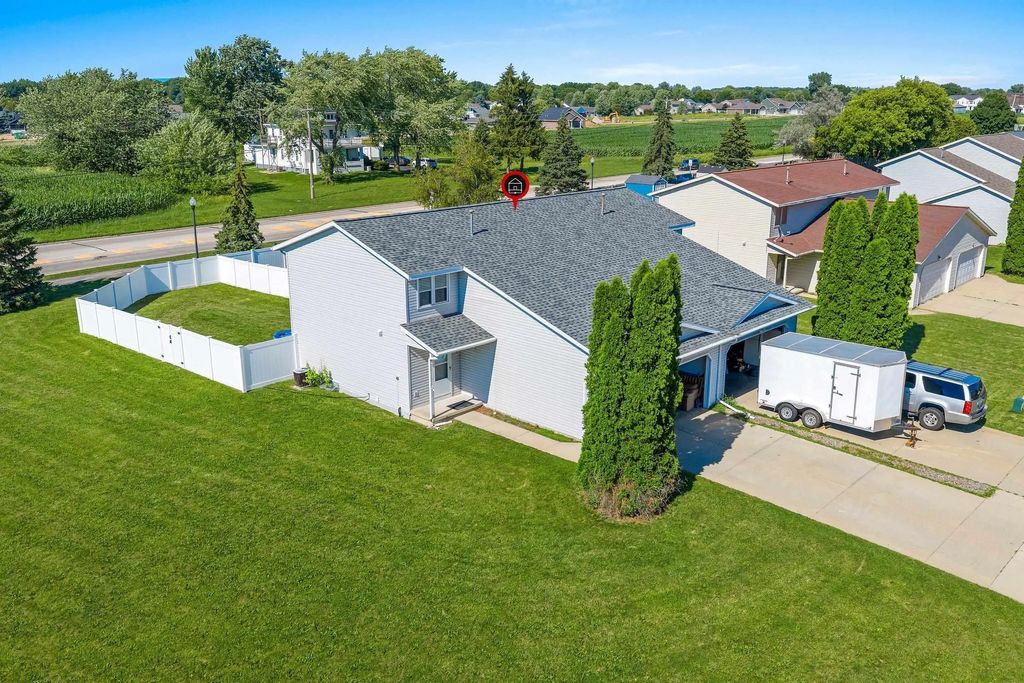 2745 Monaco Drive, GREEN BAY