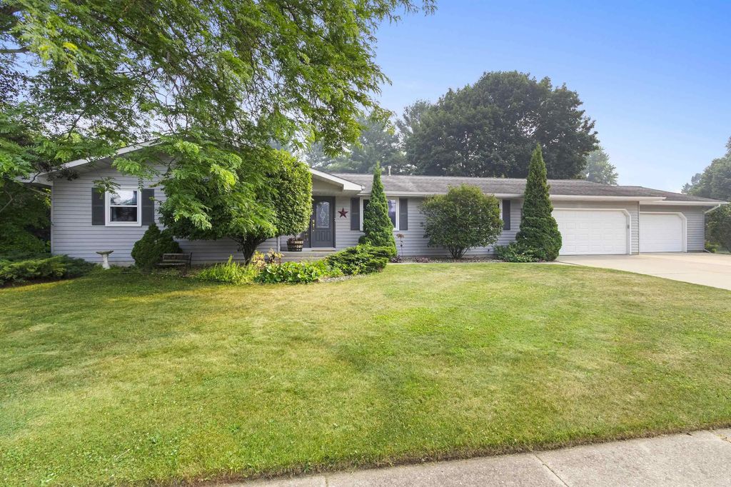 212 Madison Street, OCONTO
