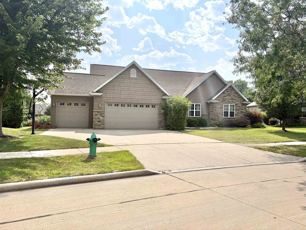2701 E Glenhurst Lane, APPLETON