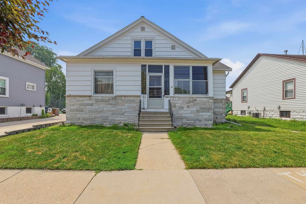 114 E Arndt Street, FOND DU LAC