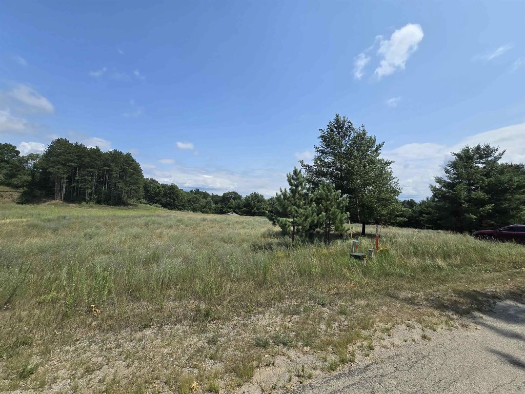 N3558 Oak Drive, WAUTOMA