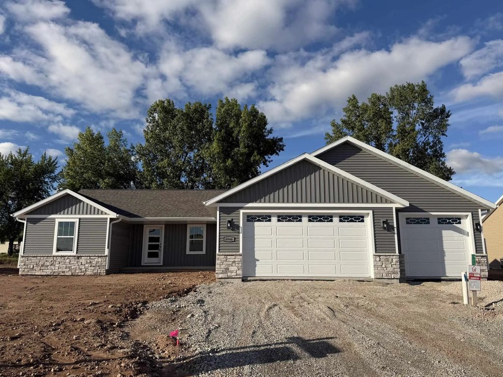 W6846 Mcallister Circle, GREENVILLE