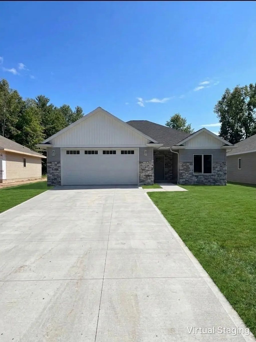 2607 Zen Way, SUAMICO