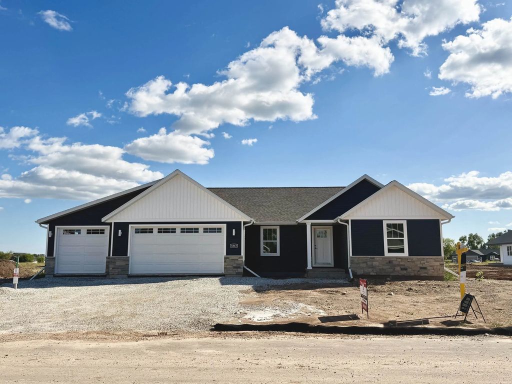 W6843 Mcallister Circle, GREENVILLE