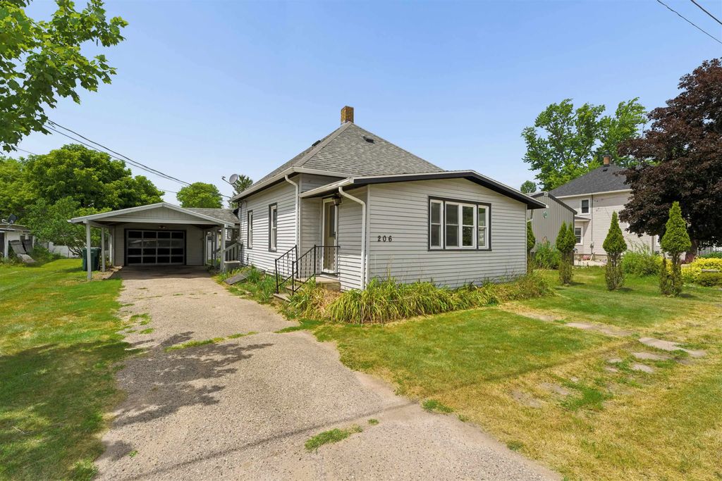206 Steger Street, REDGRANITE