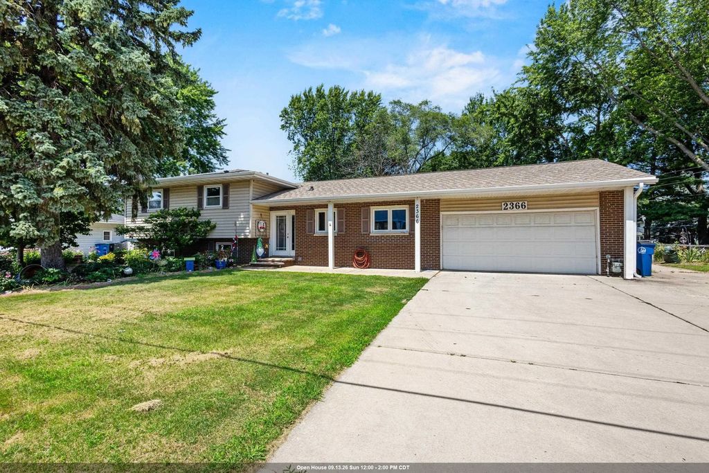 2366 S Ridge Road, ASHWAUBENON