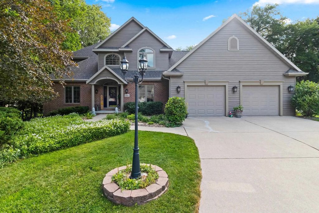 1035 Coprinus Court, GREEN BAY