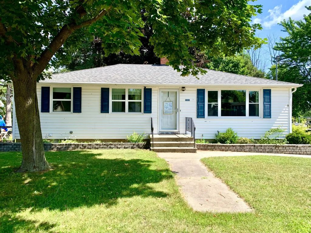 1824 Glenview Avenue, GREEN BAY