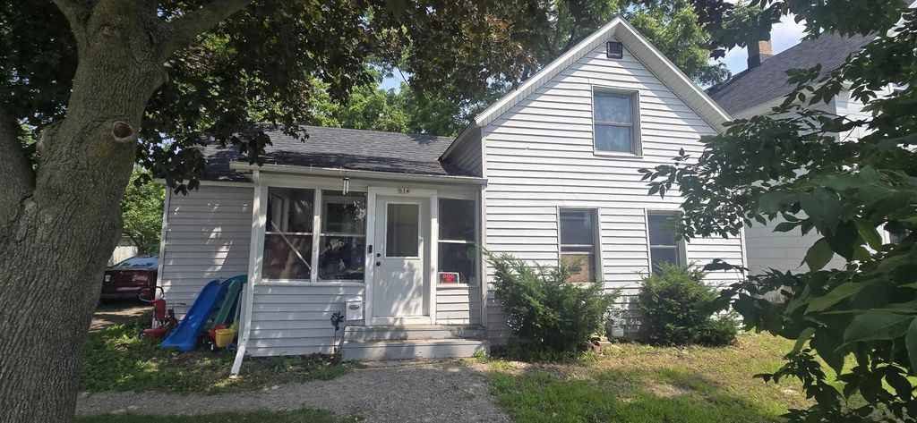 614 Broad Street, OSHKOSH