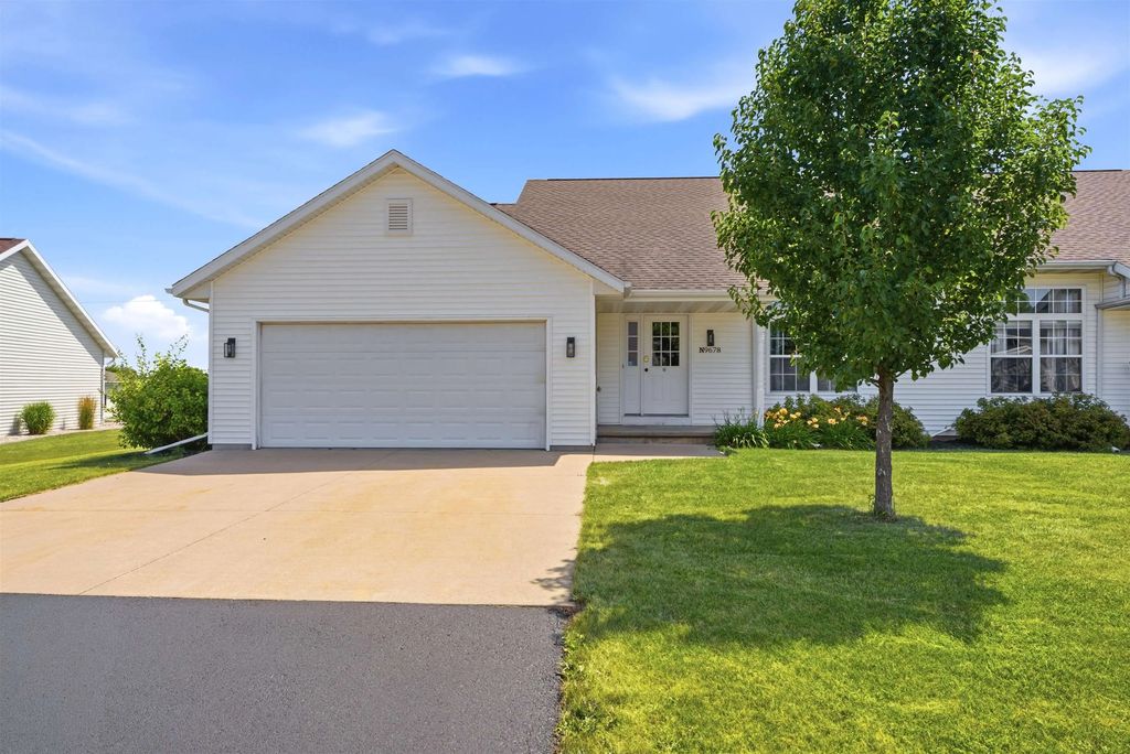N9678 Hopfensperger Road, APPLETON
