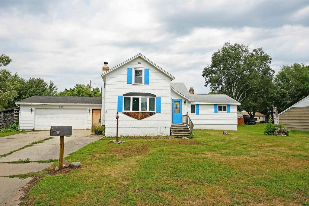 621 Congress Street, OCONTO