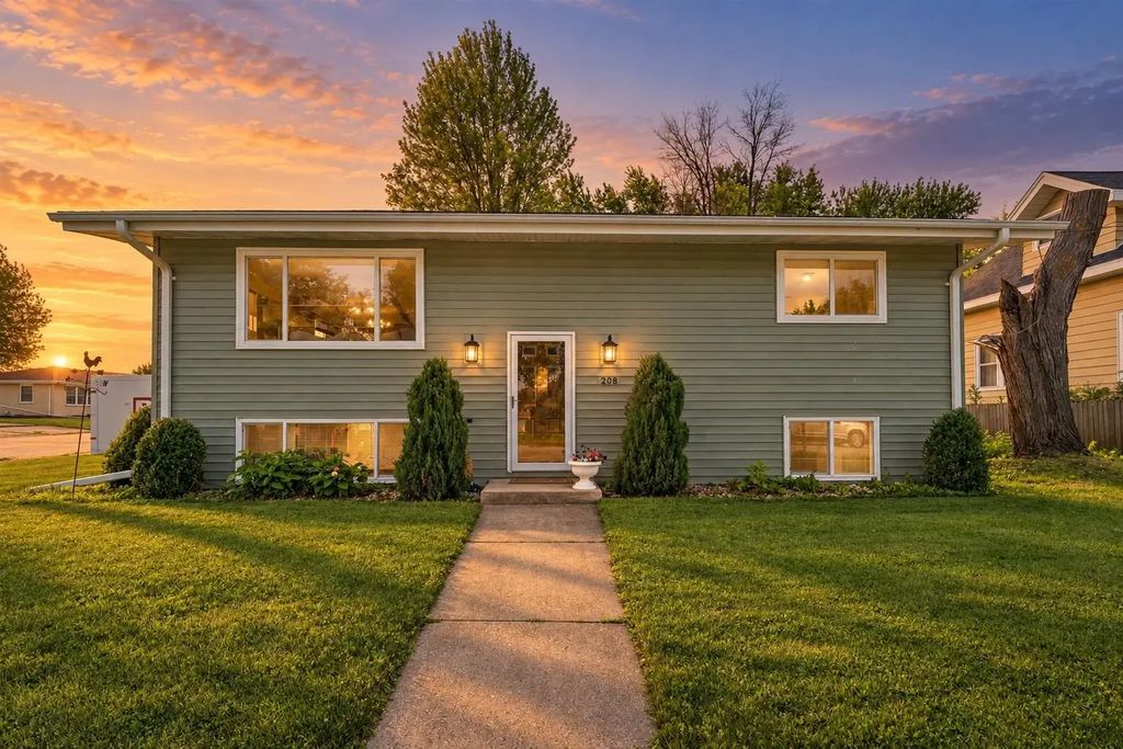 208 E Burdick Street, Black Creek