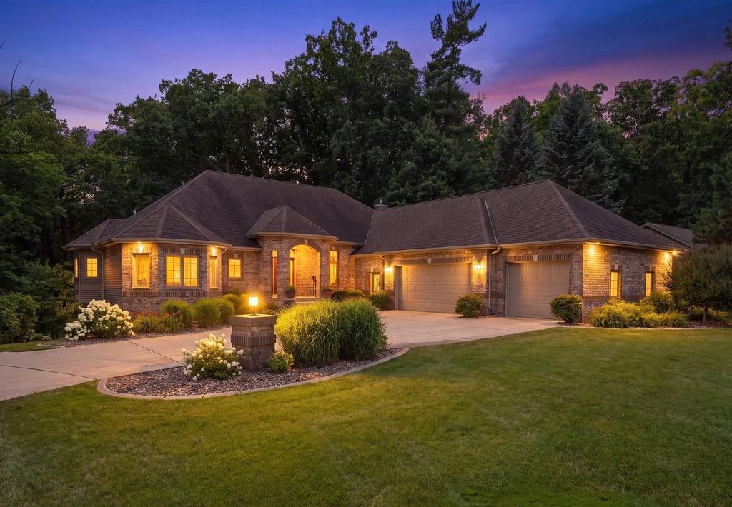 2870 Sleepy Hollow Drive, GREEN BAY