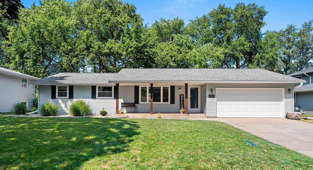 1254 April Lane, GREEN BAY