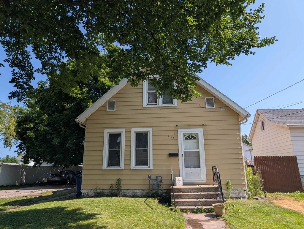 1155 Stuart Street, GREEN BAY