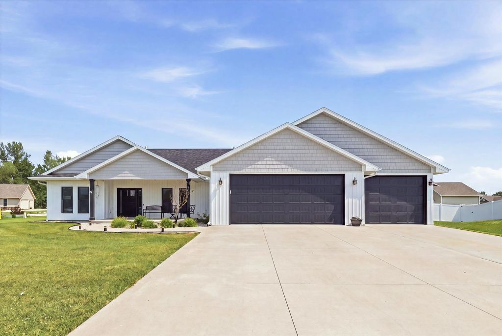 5372 Pasture Court, OMRO