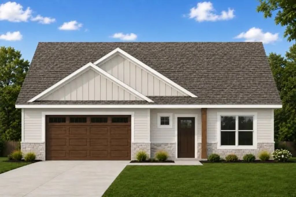 1913 Libal Street 38, GREEN BAY