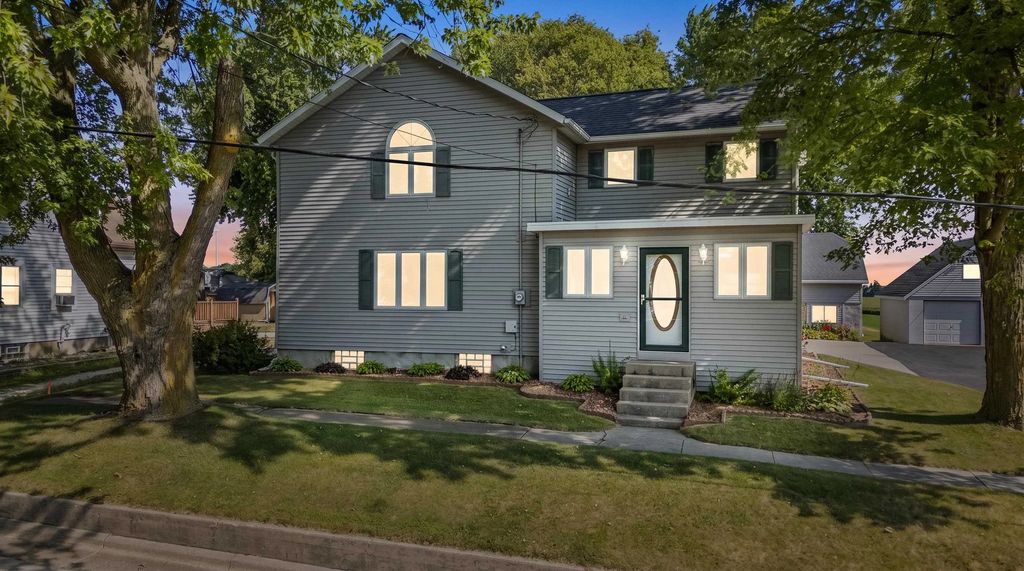 W2168 County Road Y, LOMIRA