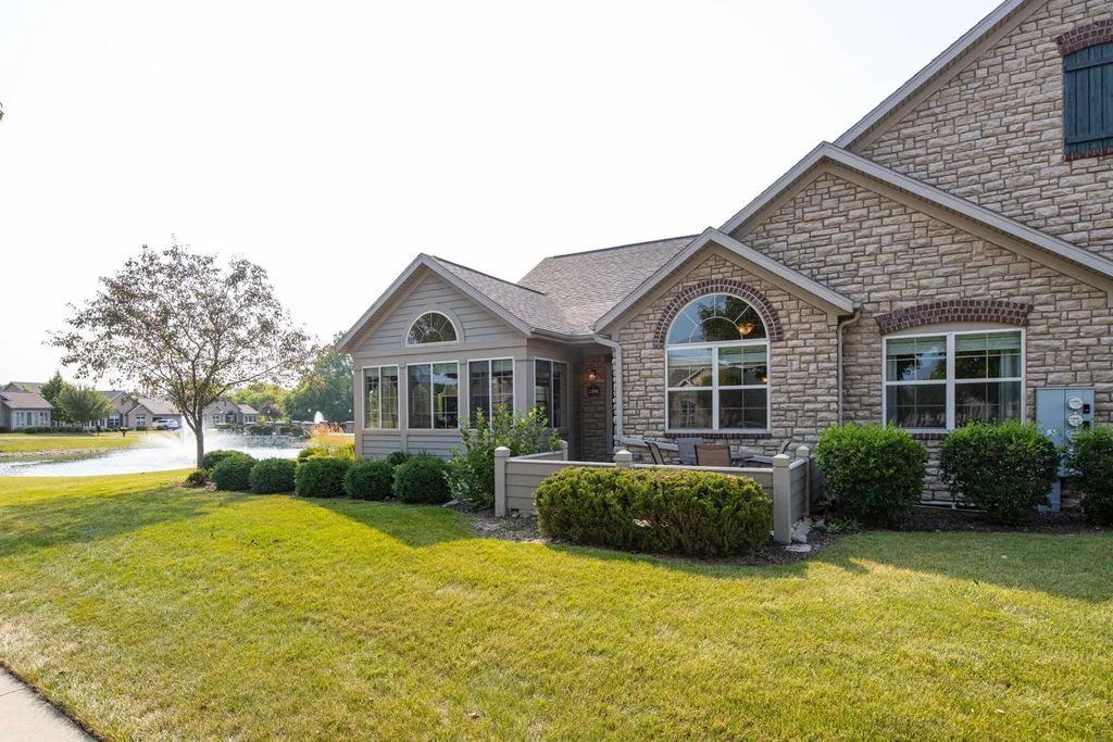 2306 E Sienna Way, APPLETON